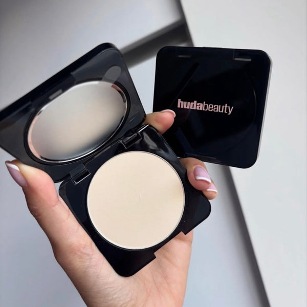 Huda Beauty Easy Bake Pressed Powder 8.5g