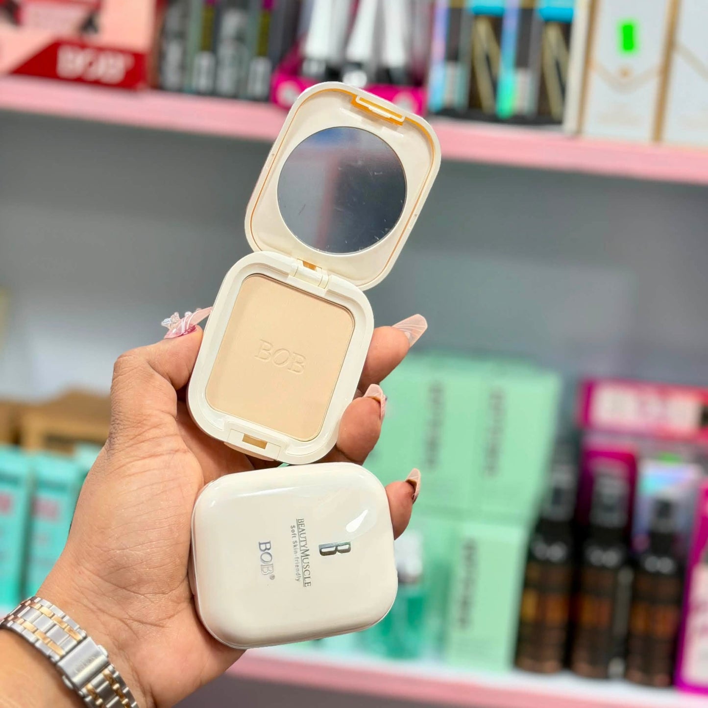 BOB Beauty Muscle Soft Skin Friendly Pressed Powder