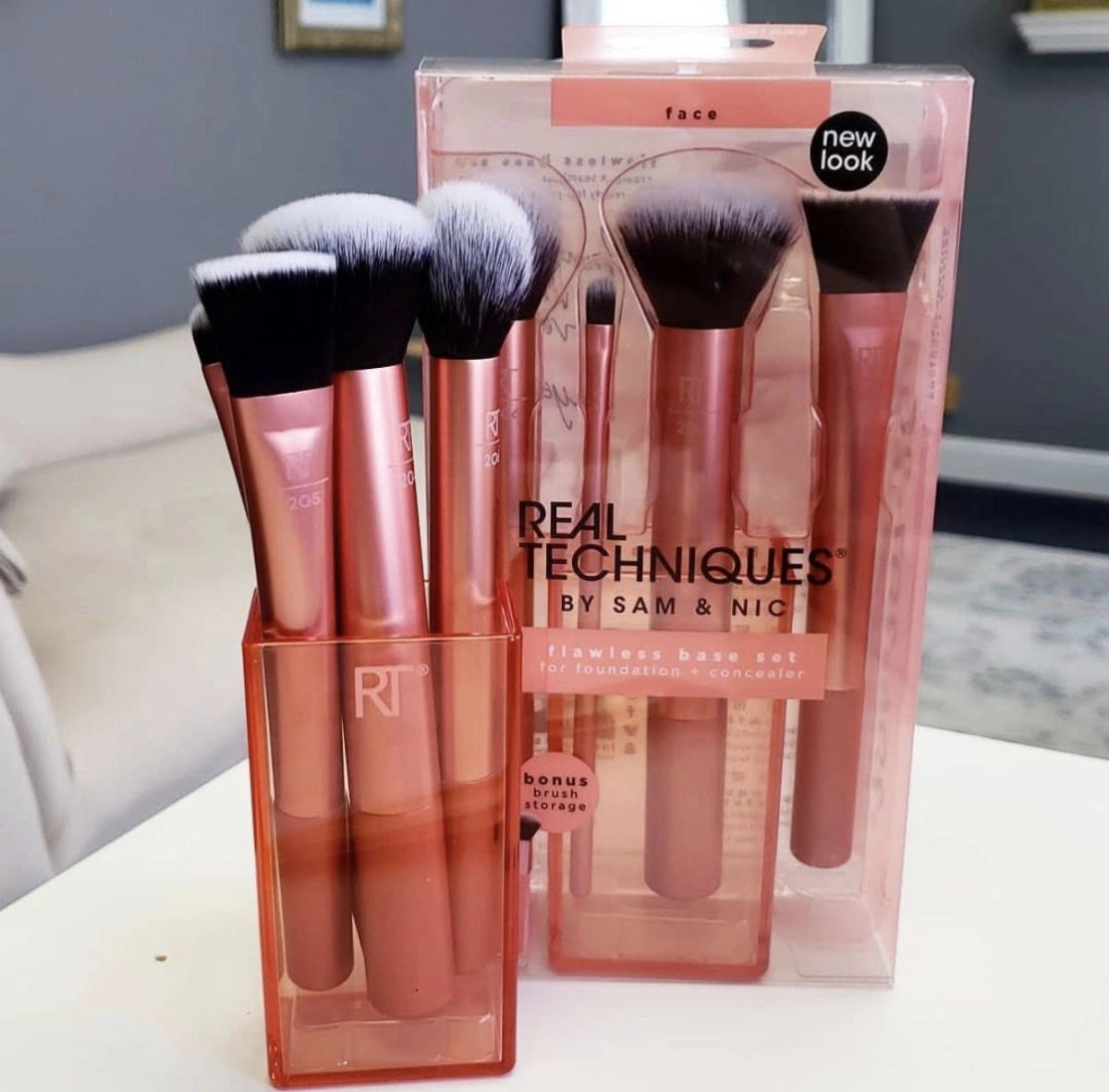 Real Techniques Flawless Base Set – Foundation & Concealer Brushes with FREE Box