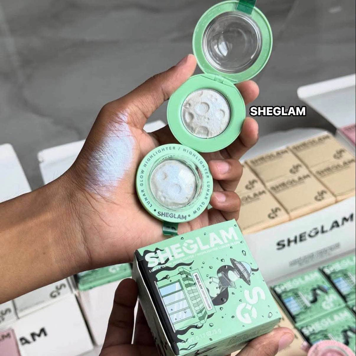 SHEGLAM Lunar Glow Highlighter