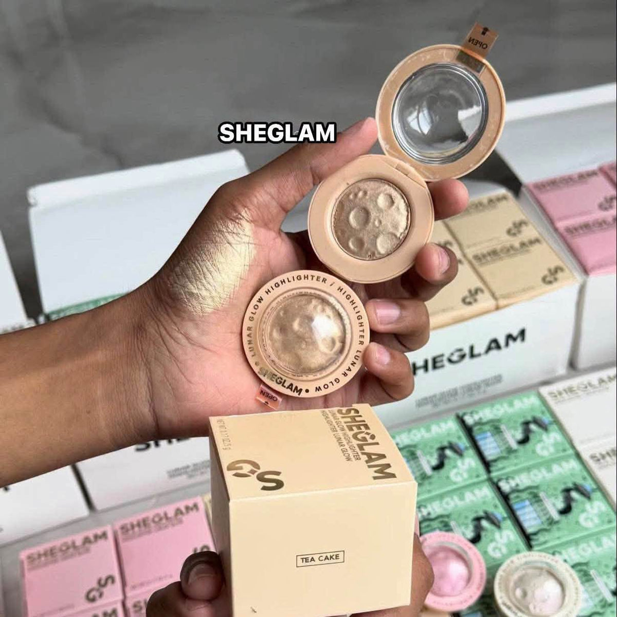 SHEGLAM Lunar Glow Highlighter